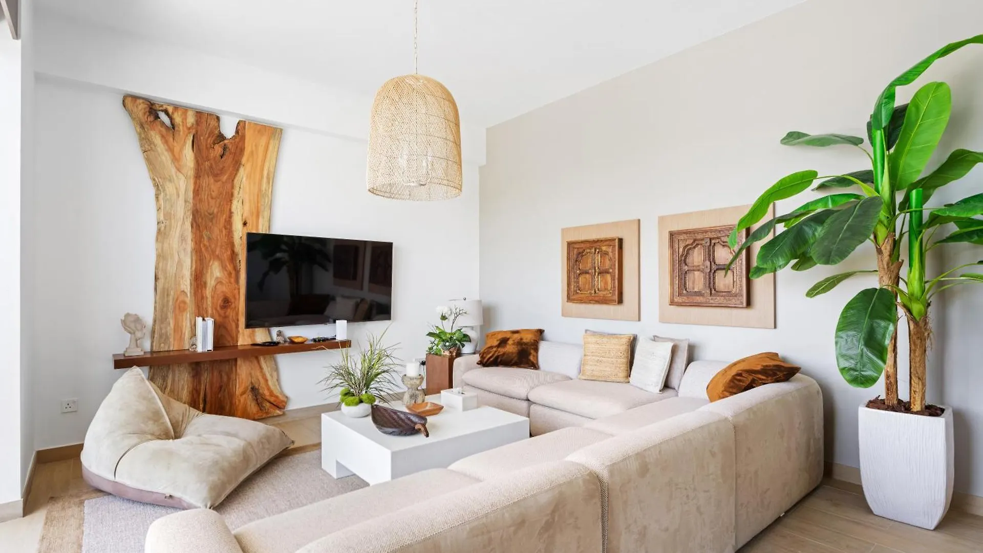 Ocean View 2Br With A Pool & Gym, 2 Min To Beach Dubai