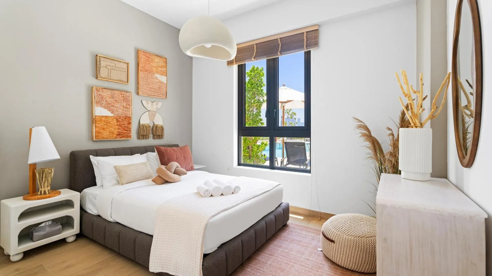 Ocean View 2Br With A Pool & Gym, 2 Min To Beach Dubai 0*,