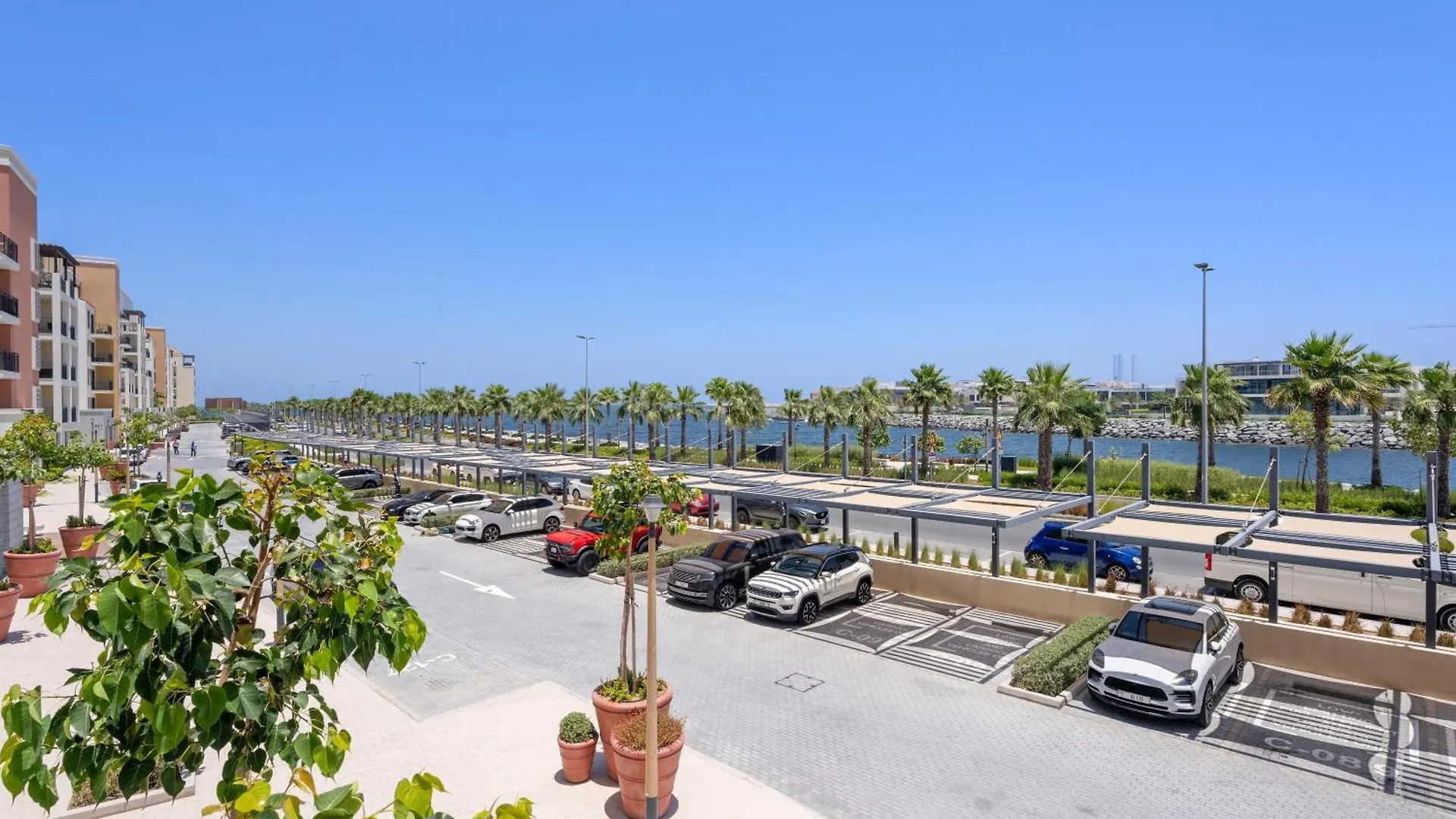 Ocean View 2Br With A Pool & Gym, 2 Min To Beach Dubai